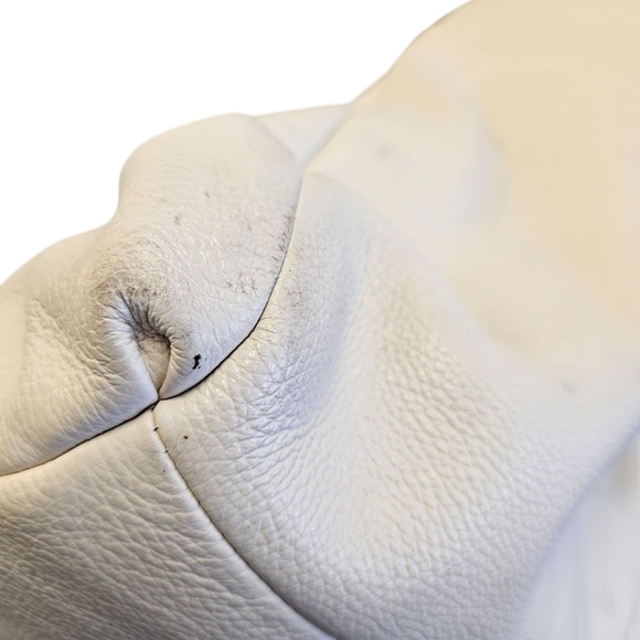 Coach Off White Pebble Grain Leather Purse - Picture 7 of 14